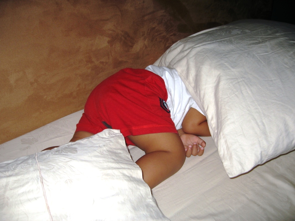Gambar Lucu Orang Lgi Tidur Kumpulan Gambar DP BBM Manchester
